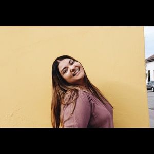 Meet your Posher, Angelique